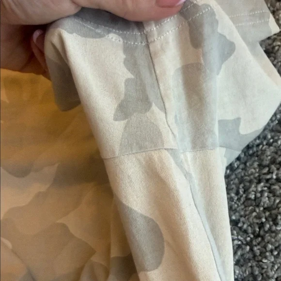 Dolce & Gabbana White & Grey Camouflage T-Shirt size XL / IT 54
